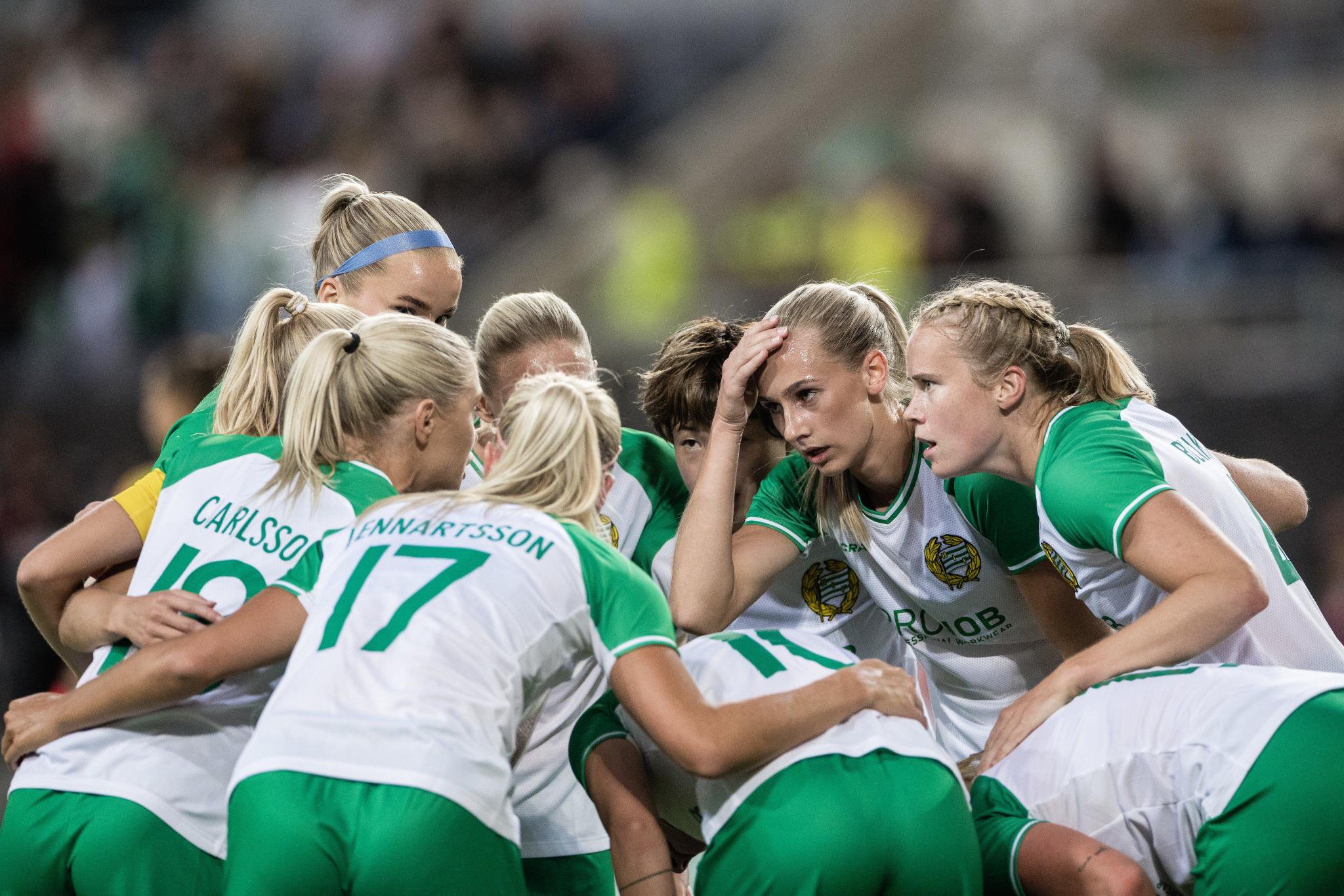 欧冠女足赛场集锦，震撼人心的简单介绍