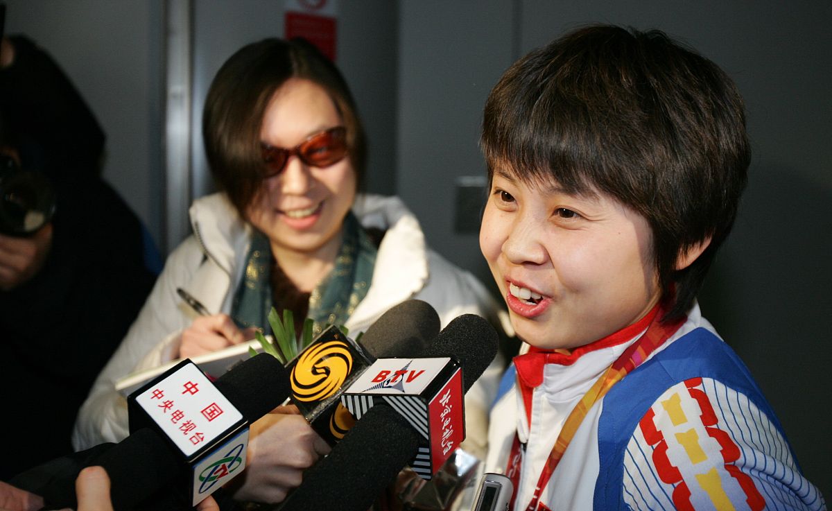 乒乓球赛后采访曝光，内幕引发热议