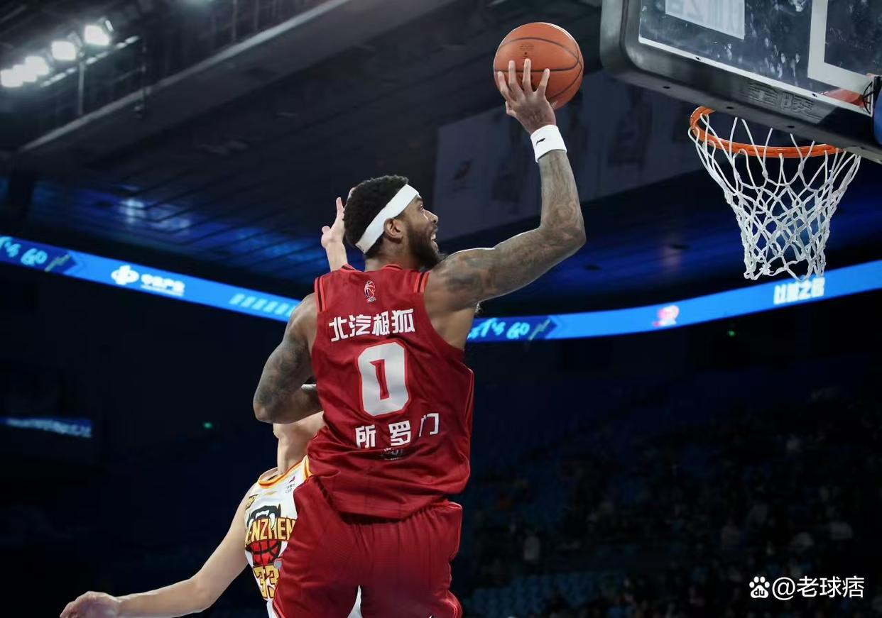 湖人翻盘骑士，周琦状态火热