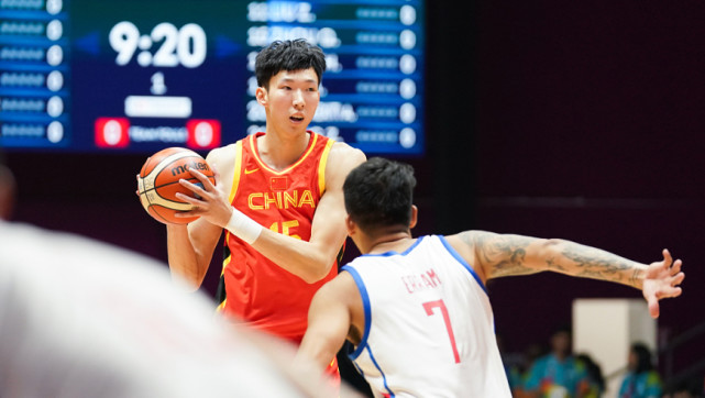 湖人翻盘骑士，周琦状态火热