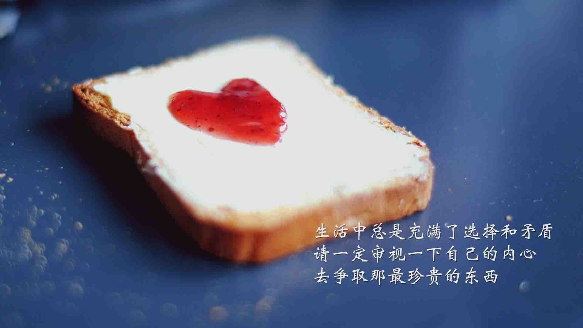 曼城对阵厄瓜多尔友谊赛的背后,萨拉赫用实力证明自己的足球传奇